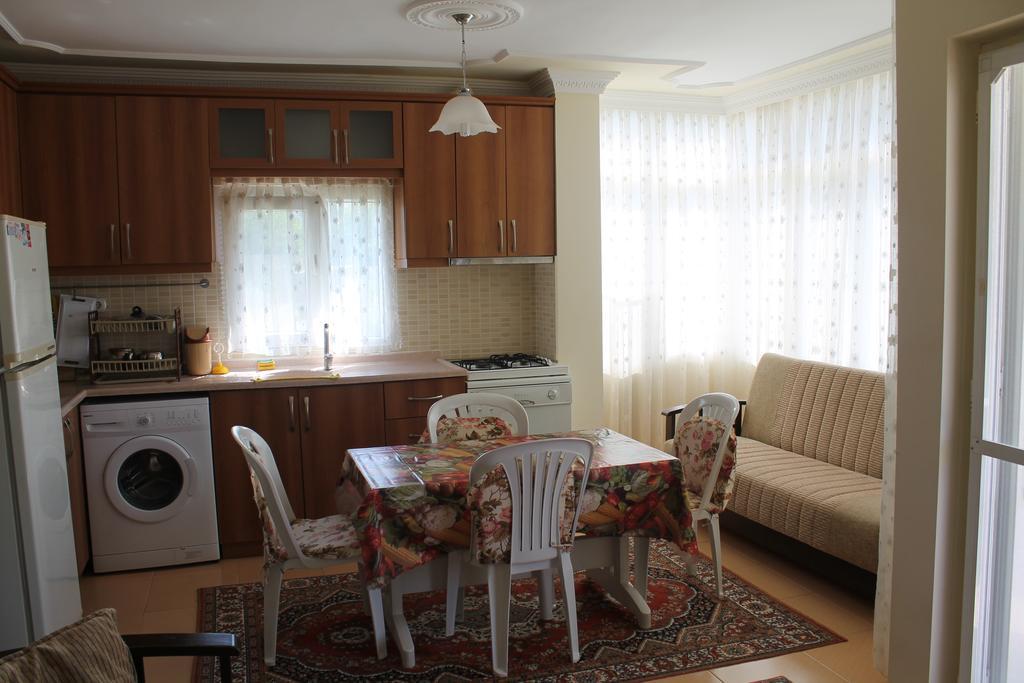Zeus Apart Pansiyon Guzelcamli Exterior photo
